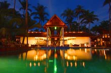 swimming pool amata hotel ngapali beach