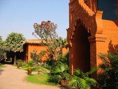 batiment treasure hotel à bagan