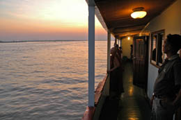 bateau pour bokale myanmar delta mangrove