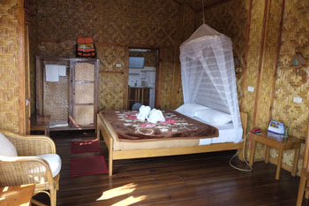 standard room paradise inle