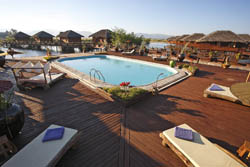 piscine shwe inn tha inle myanmar