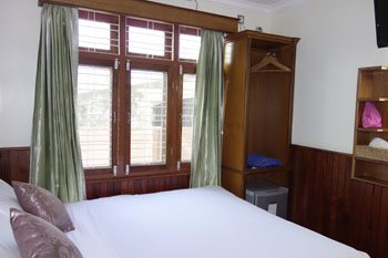 standard room  hotel emperor mandalay myanmar