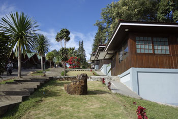 bungalow hotel mogkok