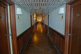 corridor hotel thamada