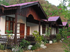 vesali hotel, mrauk-u