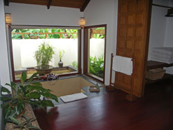 salle de bain villa inle lake view hotel myanmar