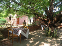 restaurant kaday aung hotel bagan