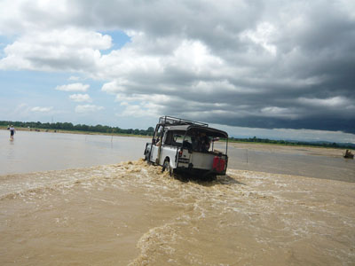 land rover river pauk