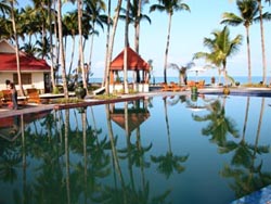 photo piscine hôtel Max, Myanmar