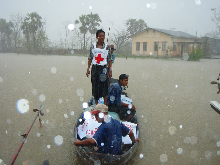 départ en bateaux pour Taaung chaung