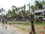 maison détruite proche taung chaung 