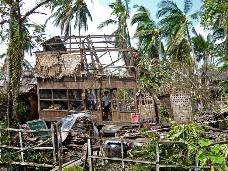 photo cyclone nargis village Kyaik let  9 au matin