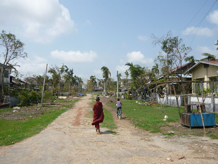 photo cyclone nargis village Kyaik let  9 au matin