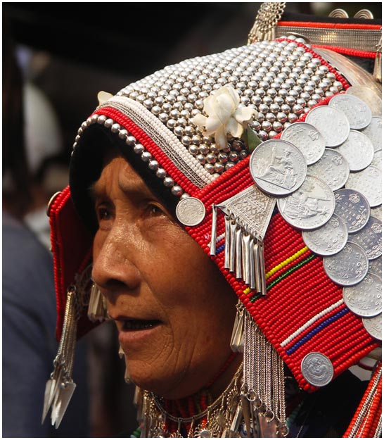 portrait femme akka myanmar