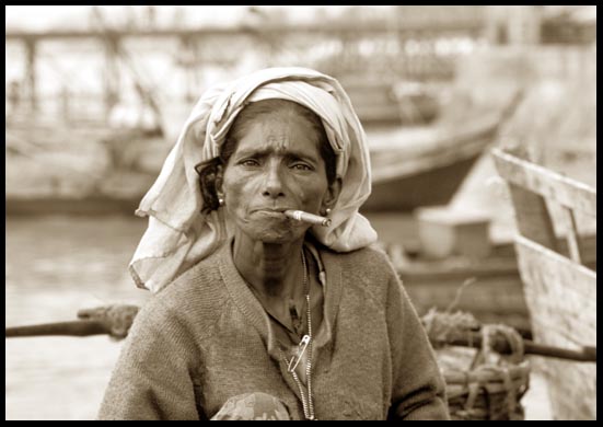 femme port de sittwe