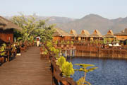 photo Shwe inn Tha Hôtel, lac Inle, Myanmar, Burma